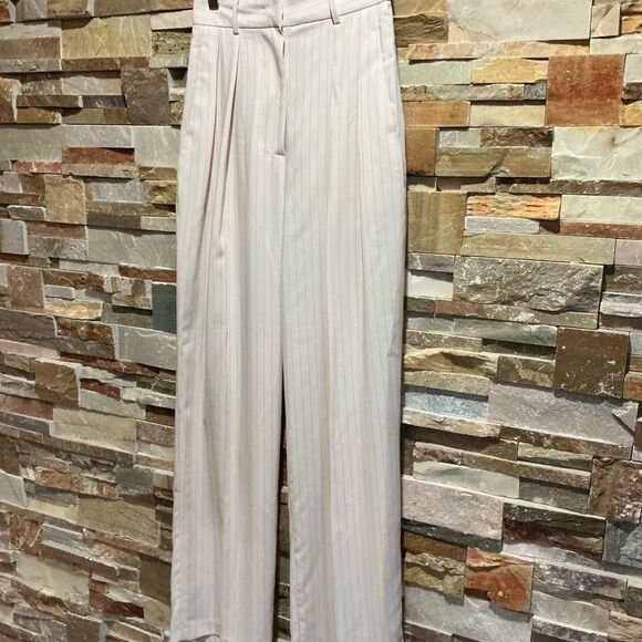 The Frankie Shop Men's Light Beige Pleated Trousers - Picture 2 of 9